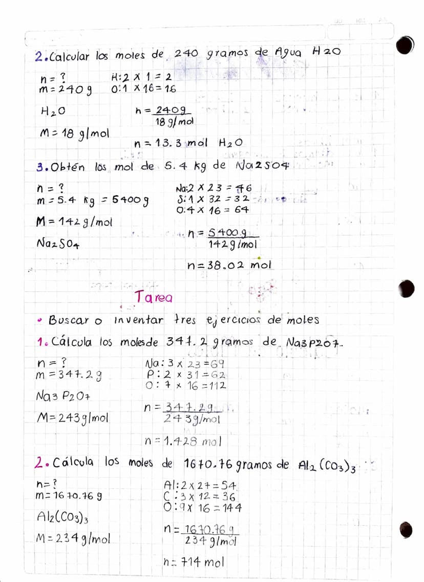 DD
Ivfivi
AA
05 08 2020
Qué es un mol?
1 docena huevos = 12 huevos
1 docena libros. = 12 libros
3 docenas
=3×12
1 mol libros = 6'022.1023 li