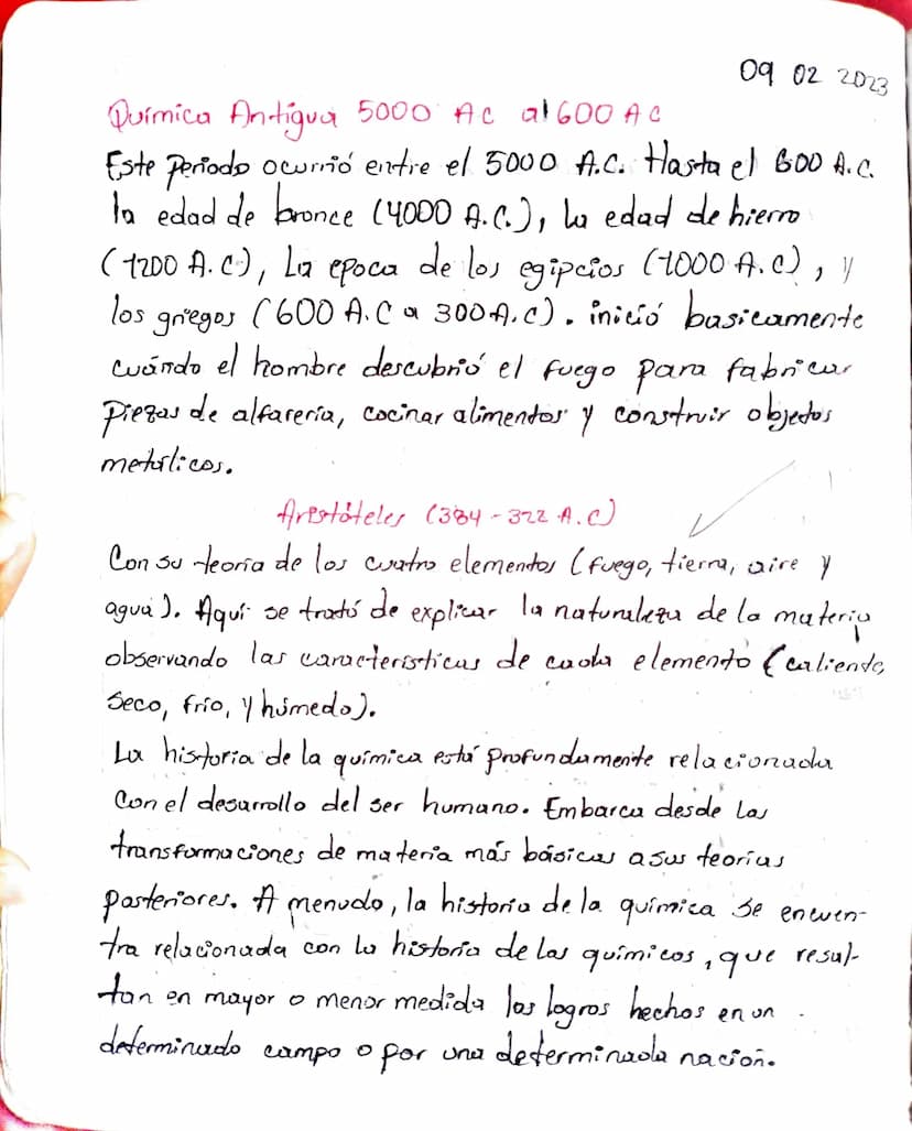 Química
0902 2023
Concepto: Es la ciencia que estudia la materia, su compost-
ción, su estructura, Sus
Propiedades,
Su transforma cion, y
fe