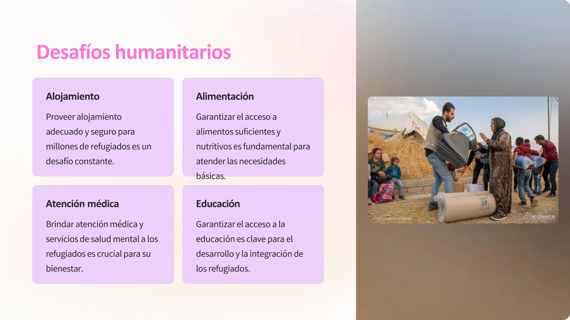 Migraciones y
refugiados: Análisis de los
flujos migratorios y los desafíos
humanitarios
La migración es el desplazamiento de personas de
un
