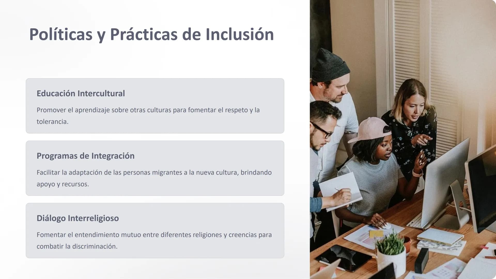 Identidades y
Diversidad Cultural
en el Mundo
Globalizado
En un mundo cada vez más interconectado, la identidad y
la diversidad cultural cob