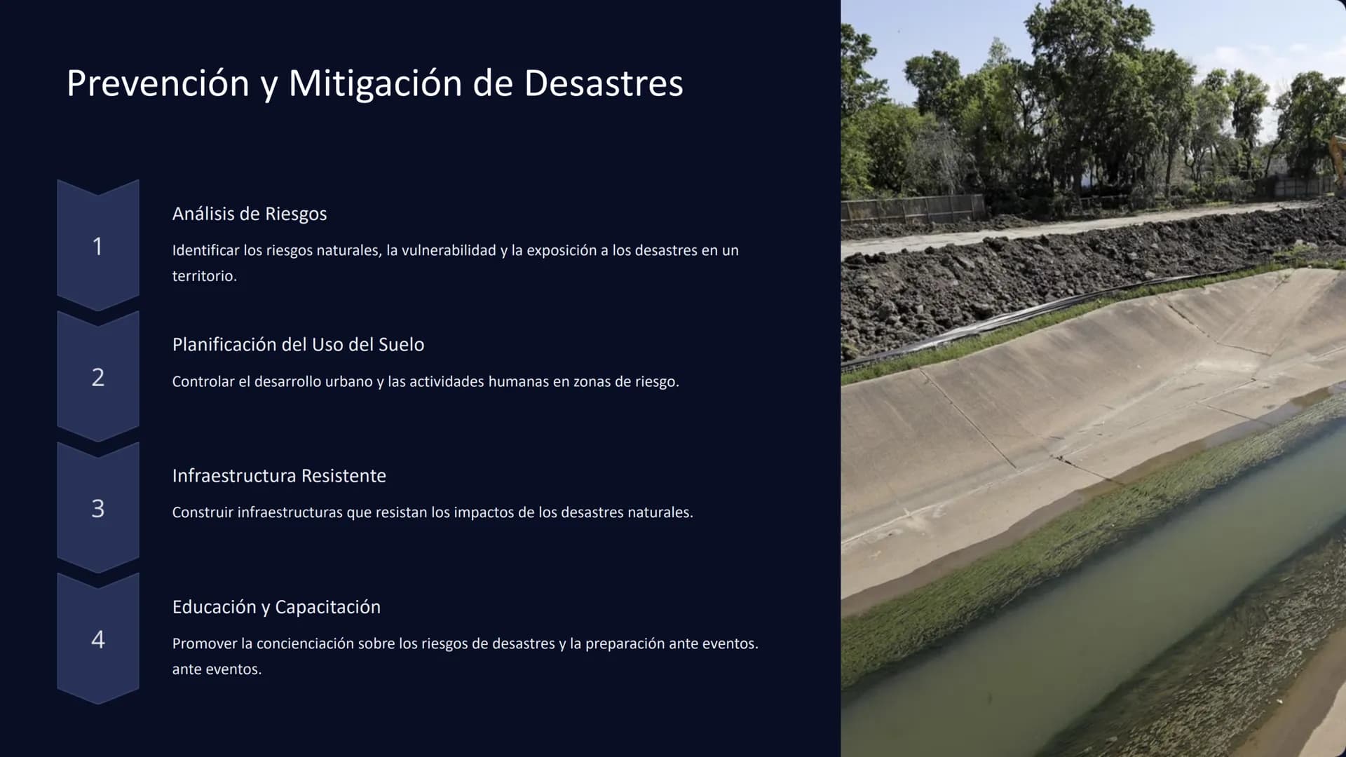 3-0°
ATURAL DISASTER ICON
Re
Geografía de los
Desastres
CiStock
Credit: tulpahn
La geografía de los desastres estudia la relación entre los 