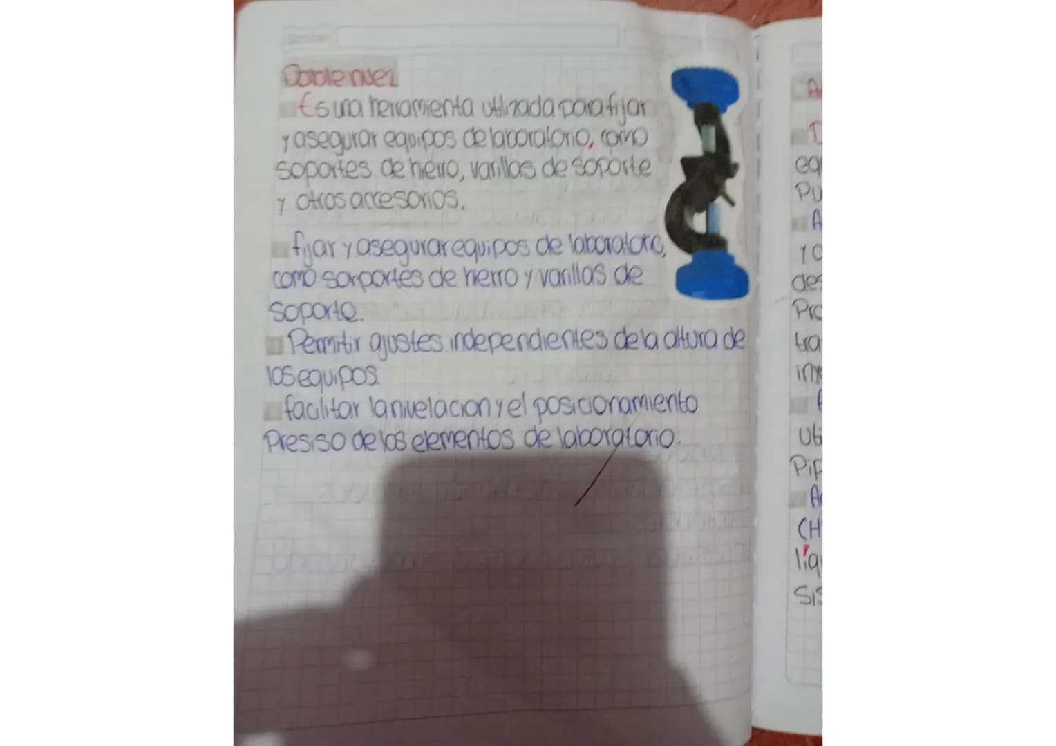 Scribe
•Implementos de laboratorio ●
● de quimica
Vidrios
Vaso de Precipitado
El raso de Precipitado tiene
Muchos objetivos dentro del
labor