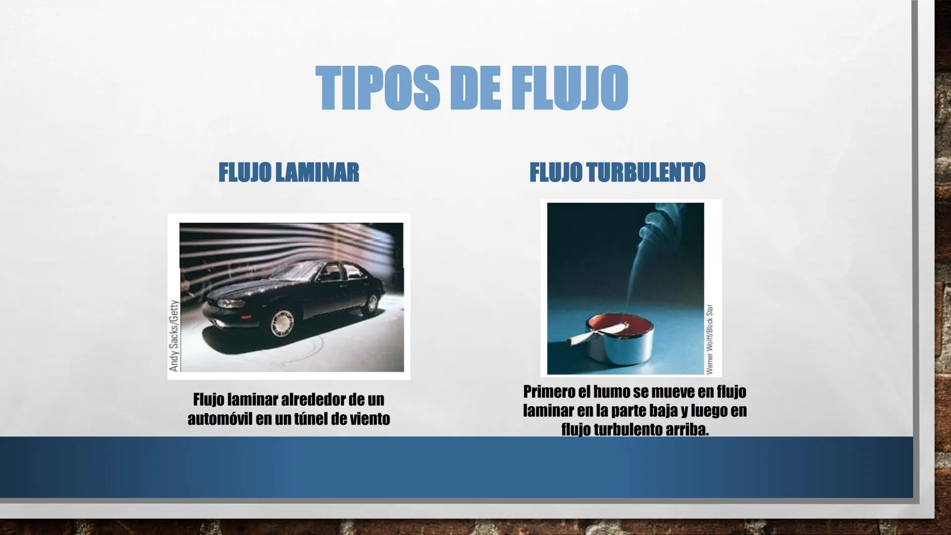 DINÁMICA DE FLUIDOS TIPOS DE FLUJO - FLUJO LAMINAR
Sus partículas se mueven siguiendo trayectorias separadas definidas y no necesariamente
p