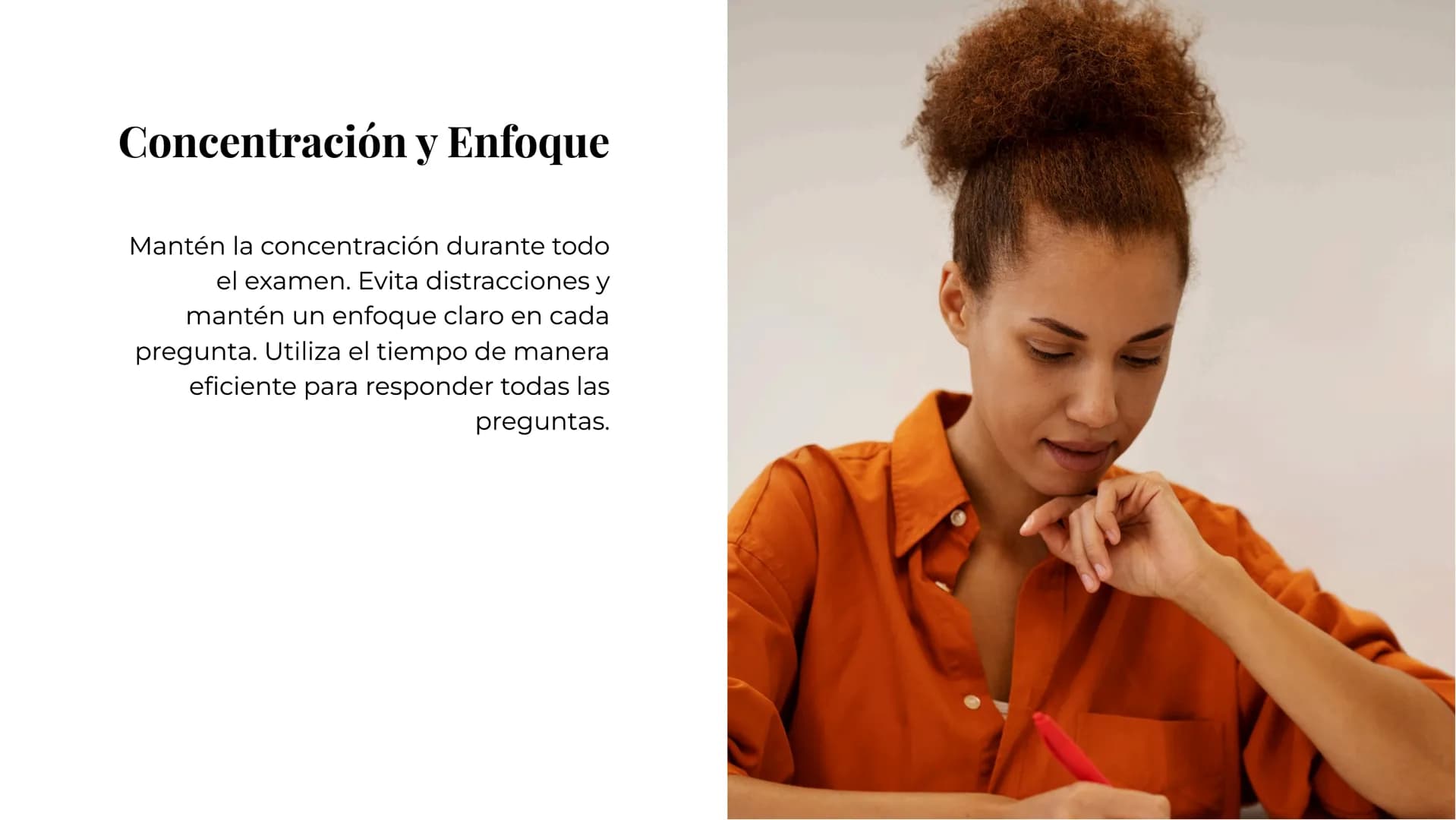 Preparación
para el Examen
ICFES de Inglés Introducción
En esta presentación, aprenderás estrategias
para prepararte para el Examen ICFES de