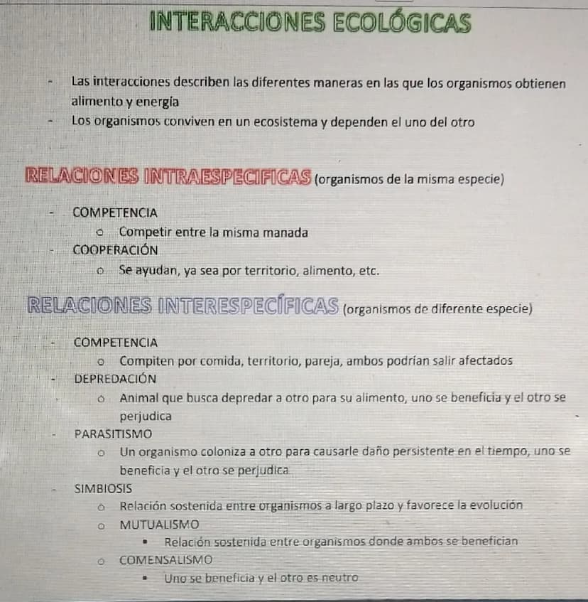 INTERACCIONES ECOLÓGICAS
Las interacciones describen las diferentes maneras en las que los organismos obtienen
alimento y energía
Los organi
