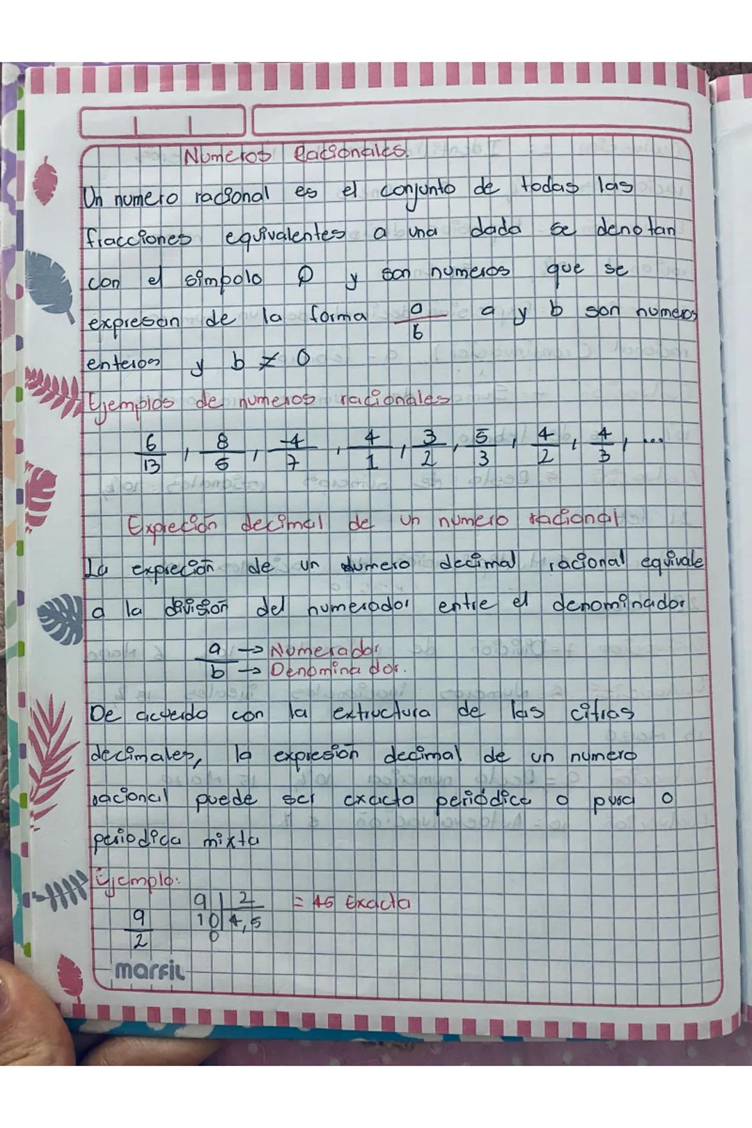 Numeros Racionales.

Un numero racional es el conjunto de todas las
fracciones equivalentes a una dada se denotan
con e simpolo P y son nume