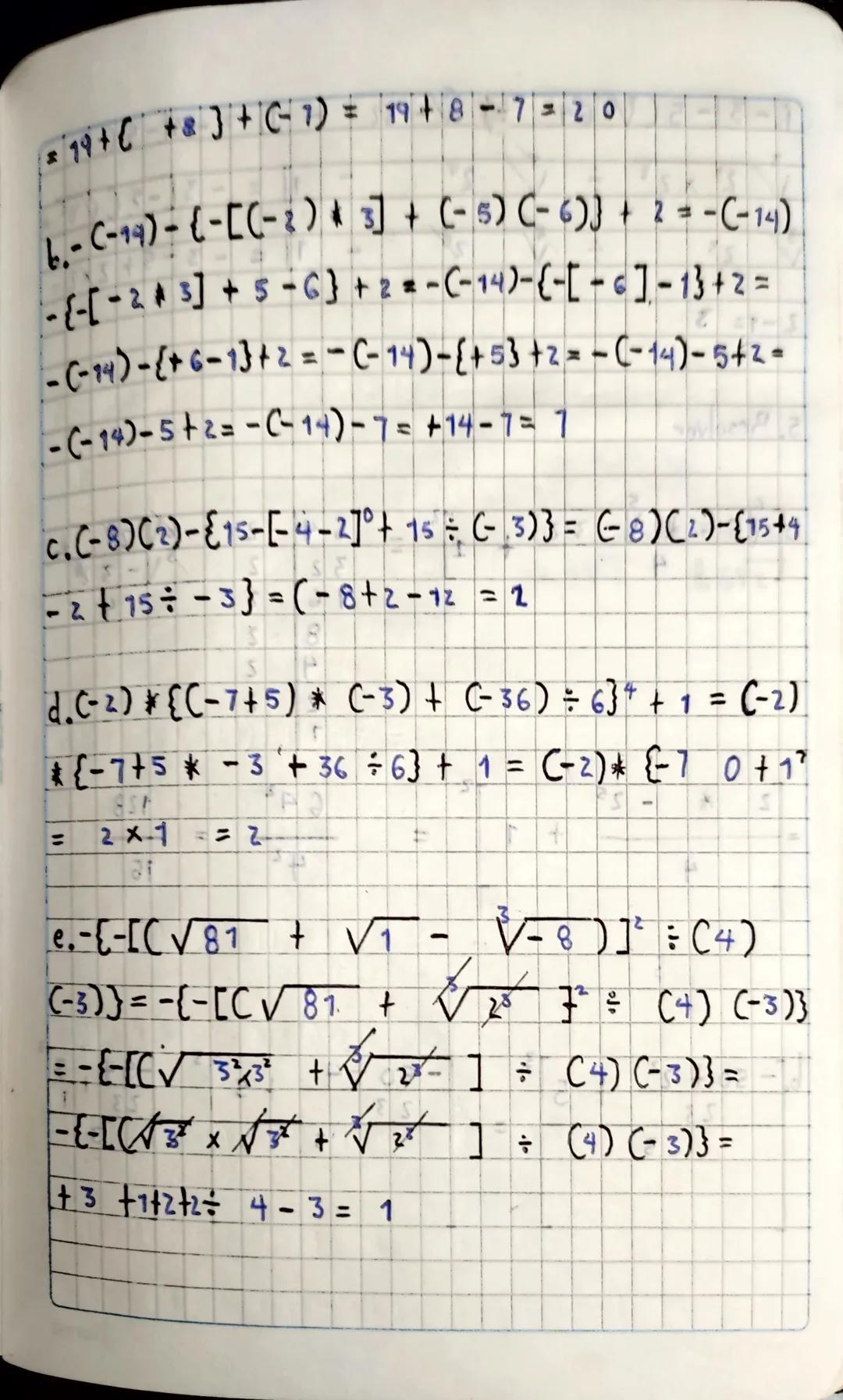 3*[-5 -126]=

3 *[-131]=

3 *[-131]=-393

Ecuaciones en el

Conjunto de los

números

Enteros

Una ecuación es una igualdad en la que hay

U