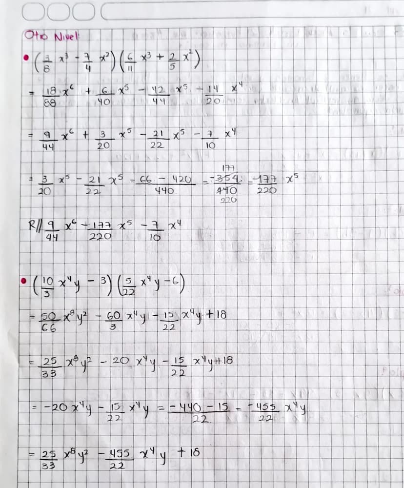 Productos Notables:
o'
Es la multiplicación que se hace entre dos o mas monomios
polinomios, con el fin de obtener otra expresión algebraica