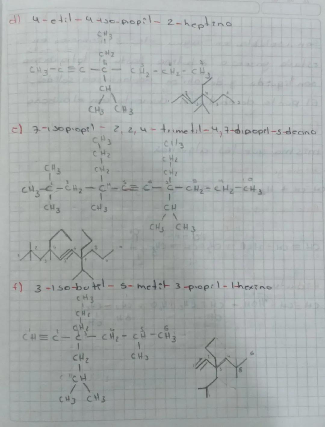 Alquinos
Son hidrocarburos insaturados, que se caracteriza po,
presentar
Lo más
0
más en luces triples entre carbono y
carbono, "Ino".
Satur