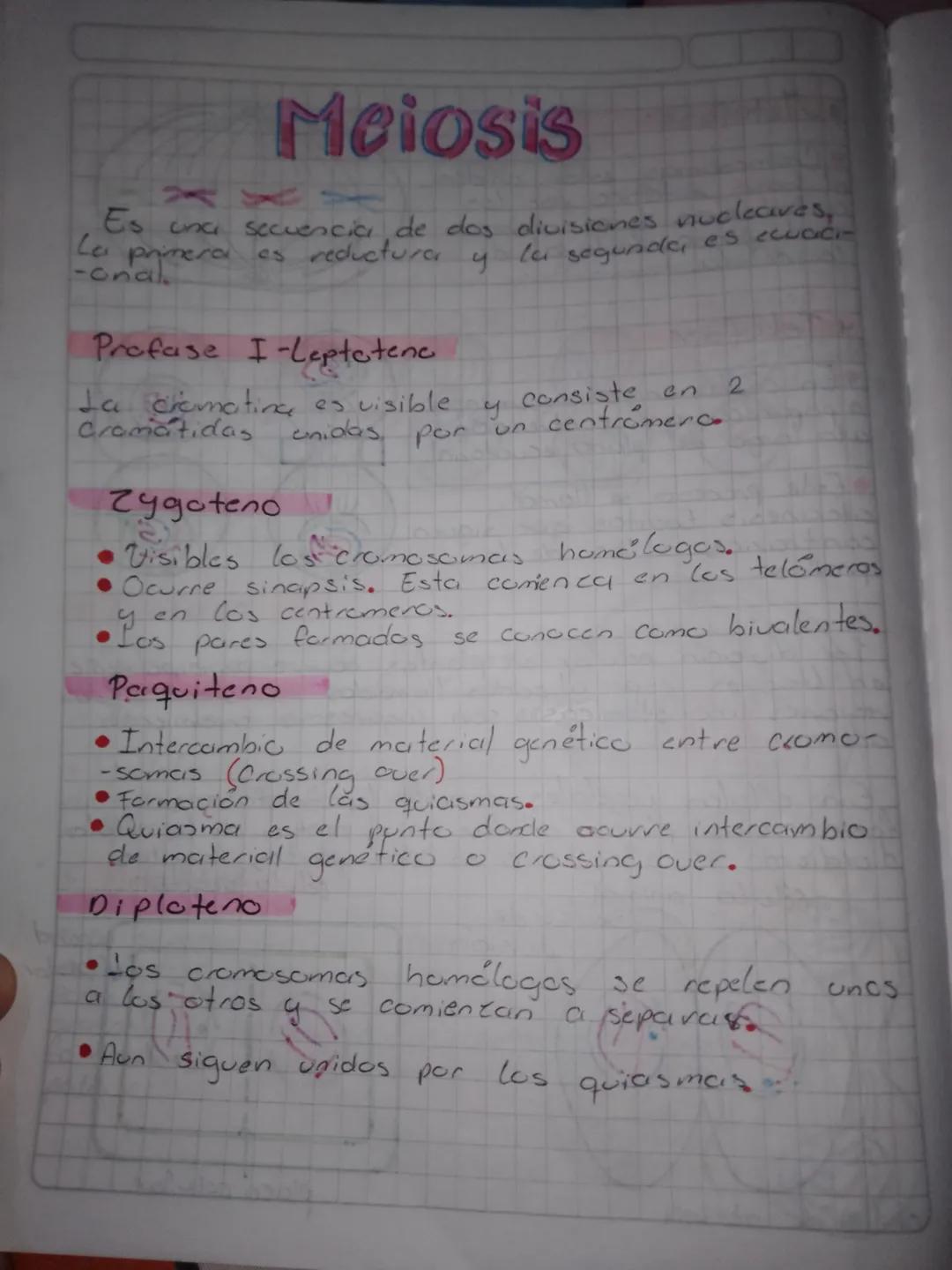 # Preproducción
## Célular
Es el proceso por el cual a partir de una
célula inicial o celula madre se originan dos
nuevas células llamadas c