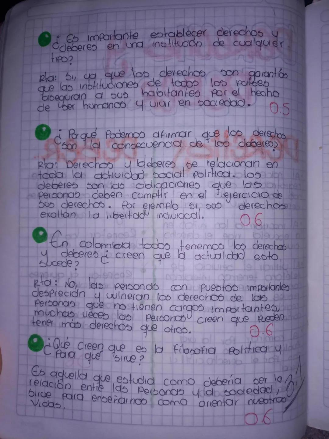 DERECHO y
DEBER
2
DERCHOS DEBER
•Al nacer todos somos
registrados como ciudada
nos esta regido por el
derecho a la nacionalidad.
•Al inscrib