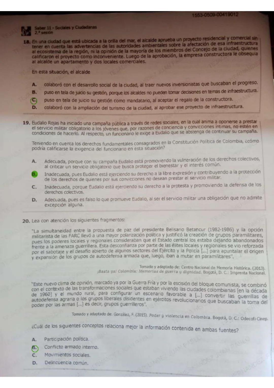 17/35
1553-1012-00418448
Saber 11 - Sociales y Ciudadanas
81. Después de que se decreta un alza en los impuestos en una zona rural, la cual,