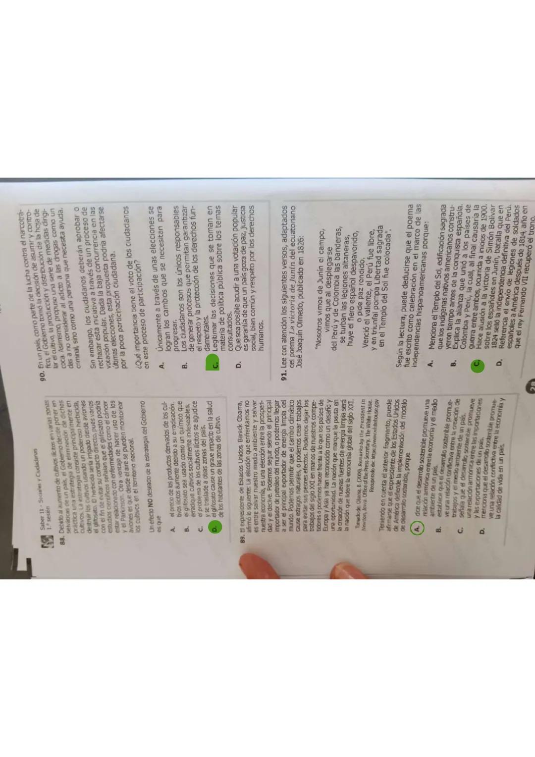 17/35
1553-1012-00418448
Saber 11 - Sociales y Ciudadanas
81. Después de que se decreta un alza en los impuestos en una zona rural, la cual,
