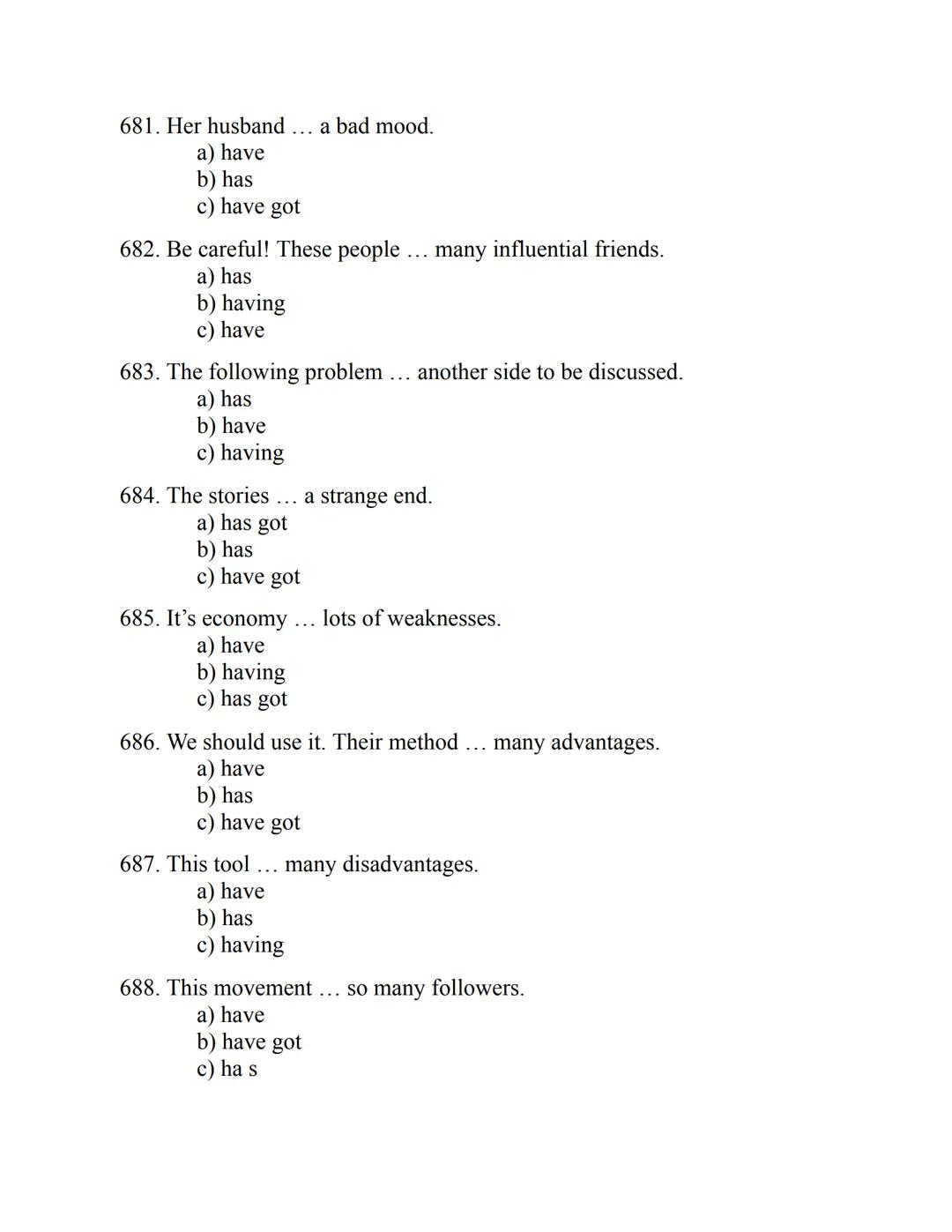 ENGLISH
GRAMMAR
EXERCISES
WITH ANSWERS
Part 1.
2500 MULTIPLE-CHOICE
ITEMS FOR A1/A2
Your quest towards C2
Daniel B. Smith ENGLISH
GRAMMAR
EX