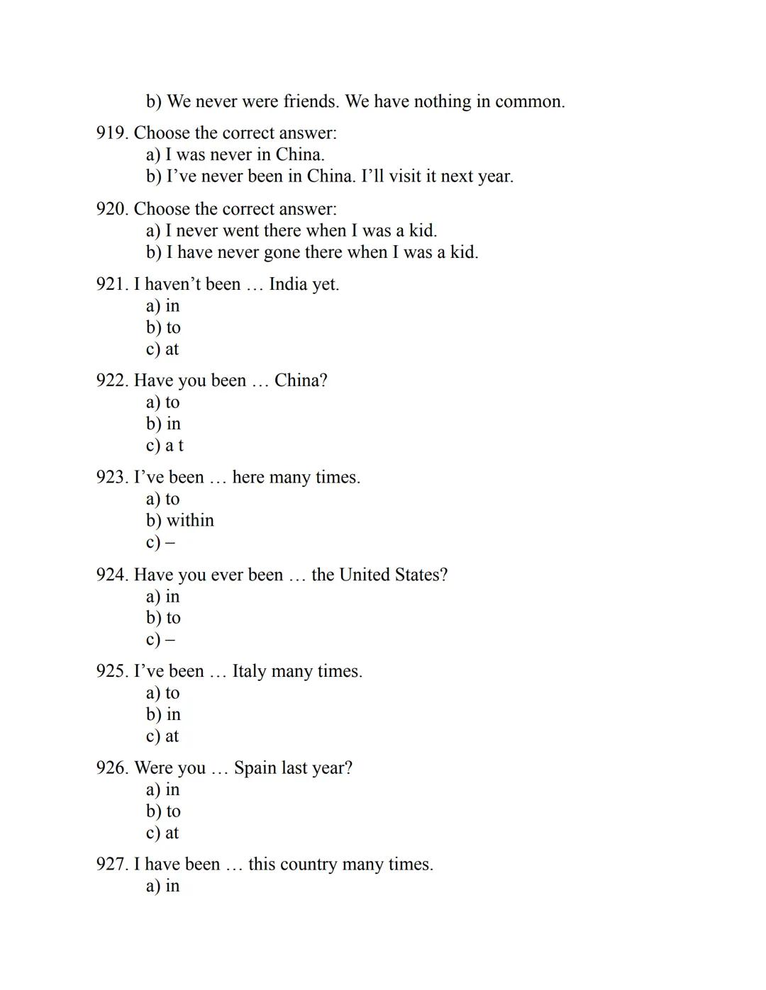 ENGLISH
GRAMMAR
EXERCISES
WITH ANSWERS
Part 2.
3045 MULTIPLE-CHOICE
ITEMS FOR A2
Your quest towards C2
Daniel B. Smith ENGLISH
GRAMMAR
EXERC