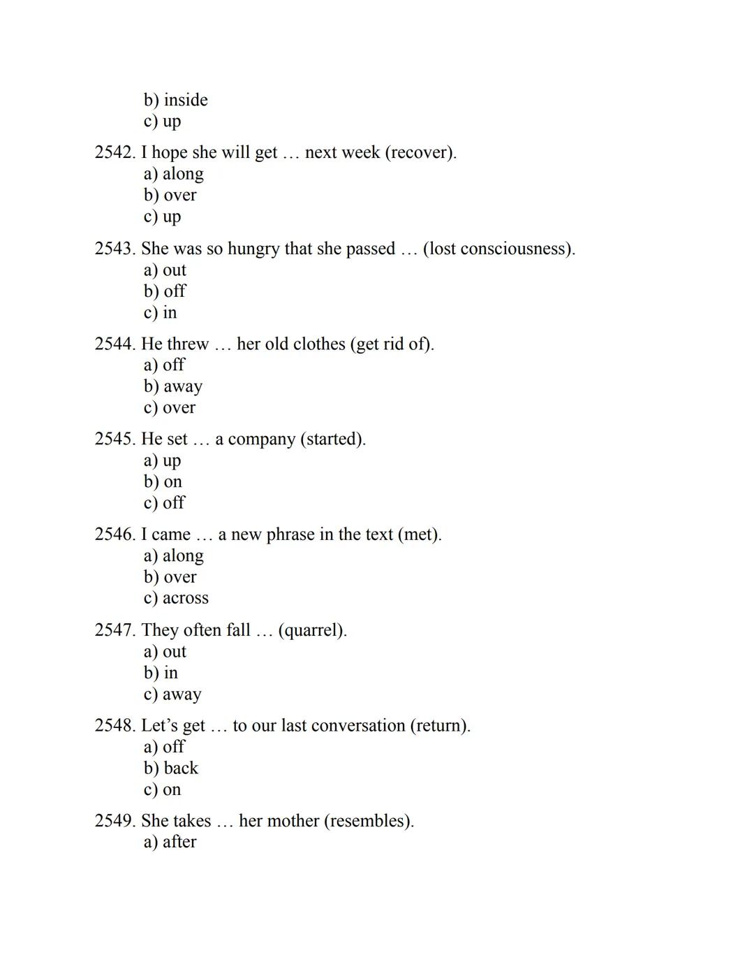 ENGLISH
GRAMMAR
EXERCISES
WITH ANSWERS
Part 2.
3045 MULTIPLE-CHOICE
ITEMS FOR A2
Your quest towards C2
Daniel B. Smith ENGLISH
GRAMMAR
EXERC