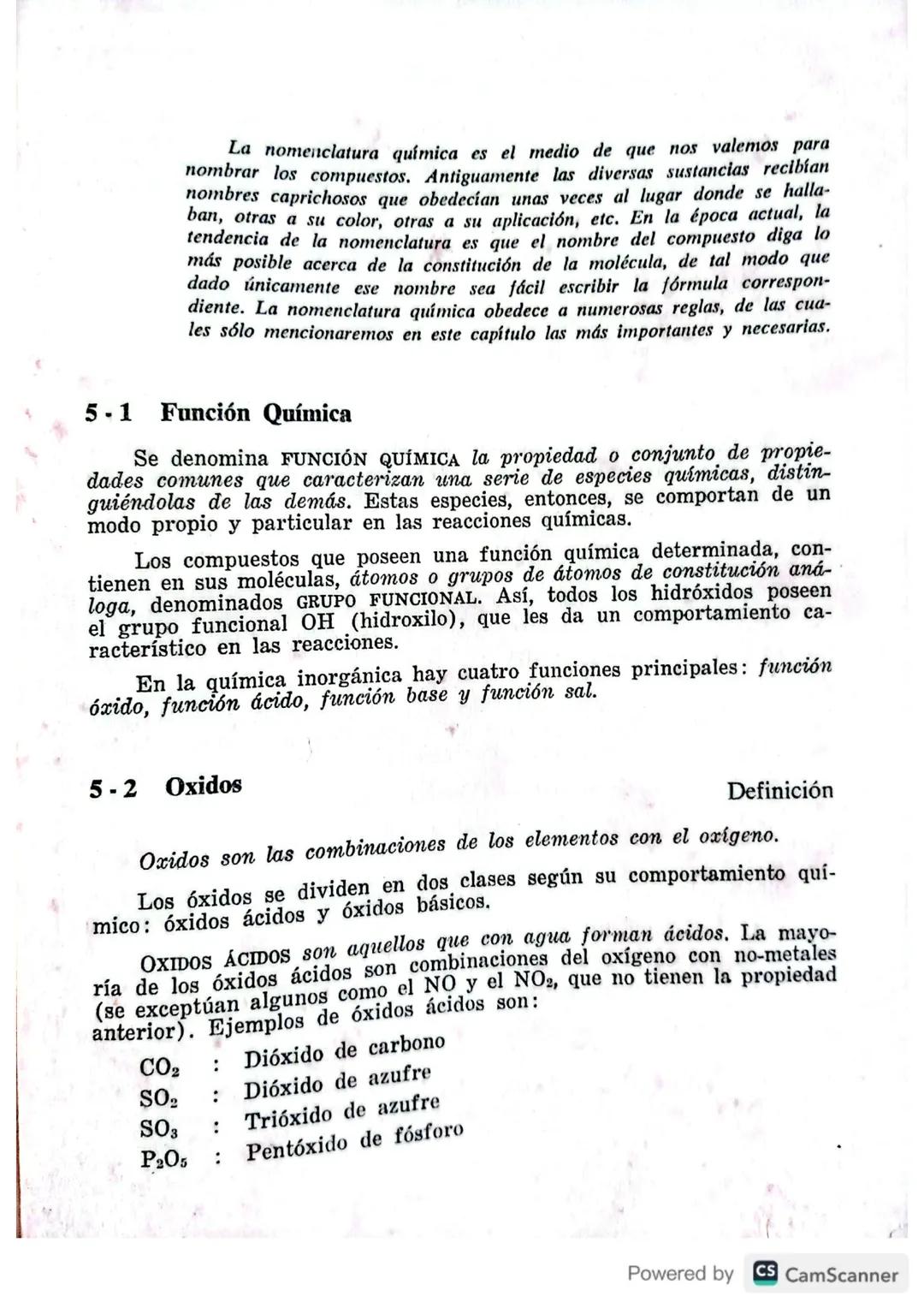 La nomenclatura química es el medio de que nos valemos para
nombrar los compuestos. Antiguamente las diversas sustancias recibían
nombres ca