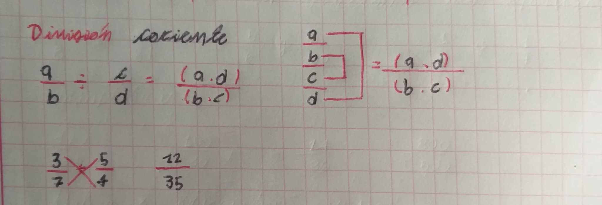 # Operaciones entre fracciones.
## Suma Adición
$\frac{a}{b}$ $\frac{c}{d}$
$\frac{(a \cdot d) + (c \cdot d)}{(b \cdot d)}$
$\frac{3}{7}